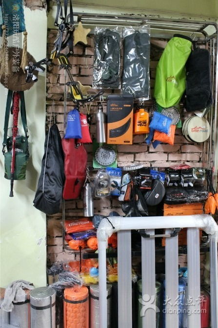 玩酷户外用品 洛阳购物新体验，服装服饰精选推荐